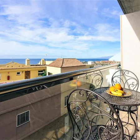 Los Cristianos Ocean View C アパート *